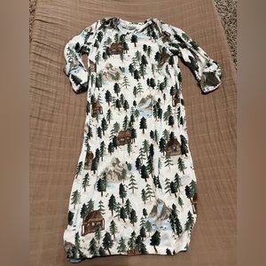 Angel Dear infant cabin forest gown